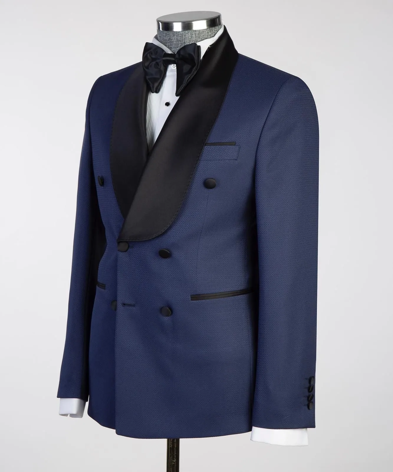 Leigh Tux - 6
