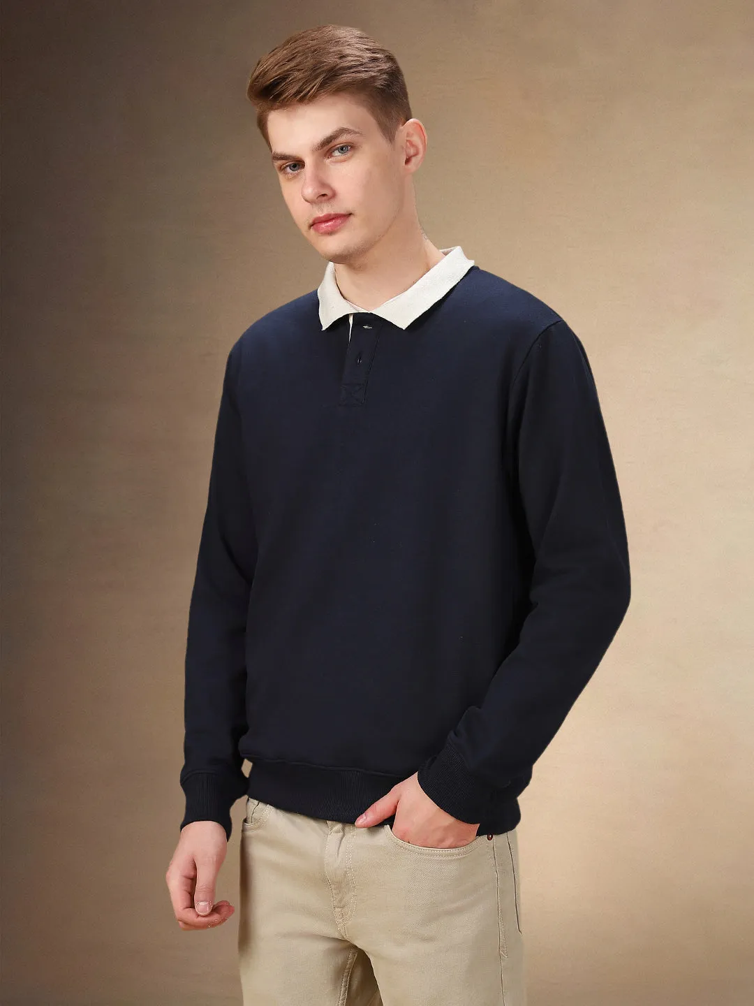 Men's Solid Spread Collar Full Sleeves Regular Fit Sweatshirt