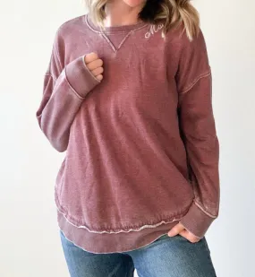 "Mama" Embroidered Sweatshirt