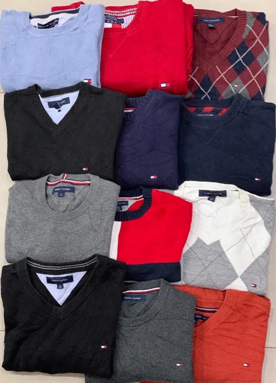 Tommy Hilfiger Knit Sweatshirts - 50 pieces