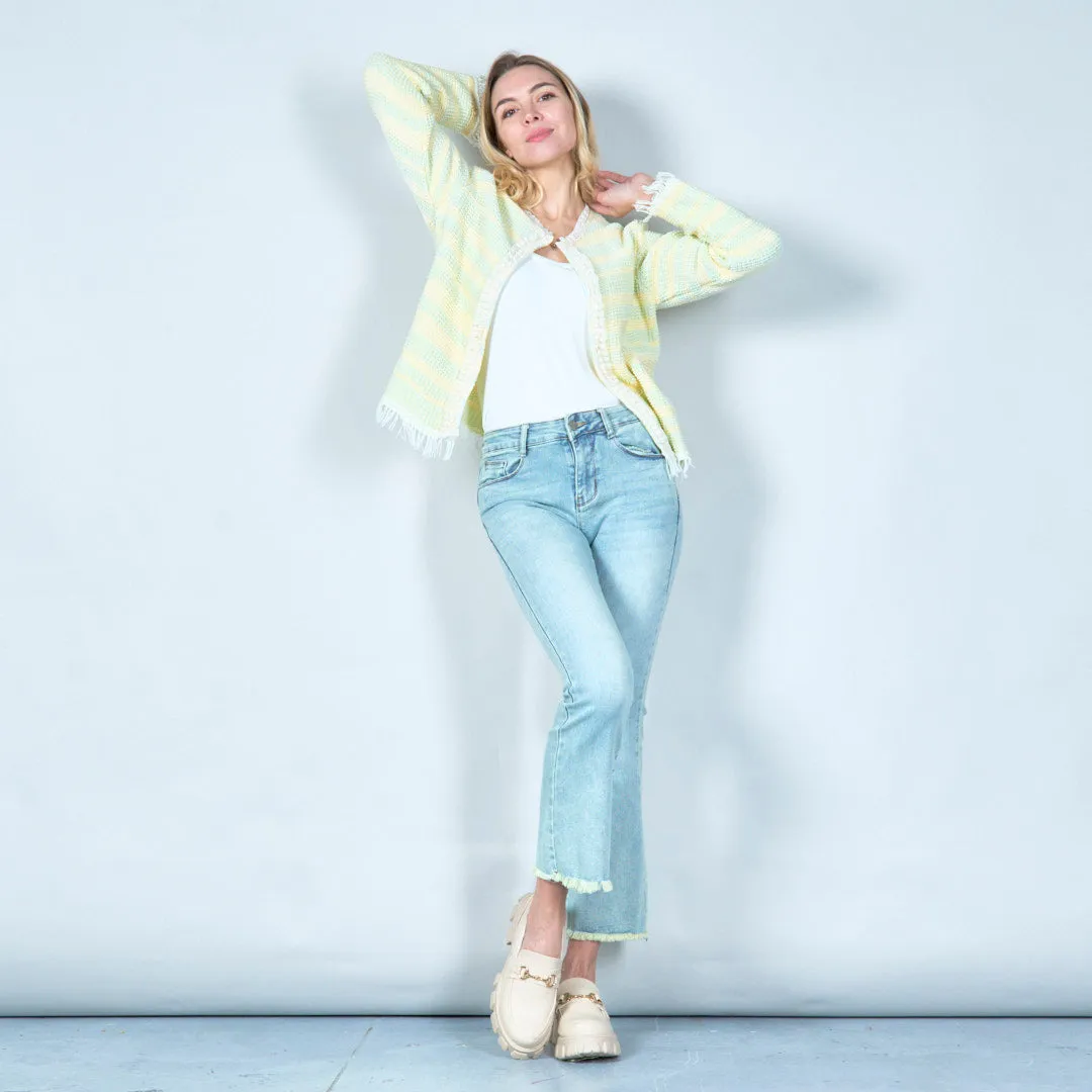 Washed denim cropped jeans with frayed hem wholesale